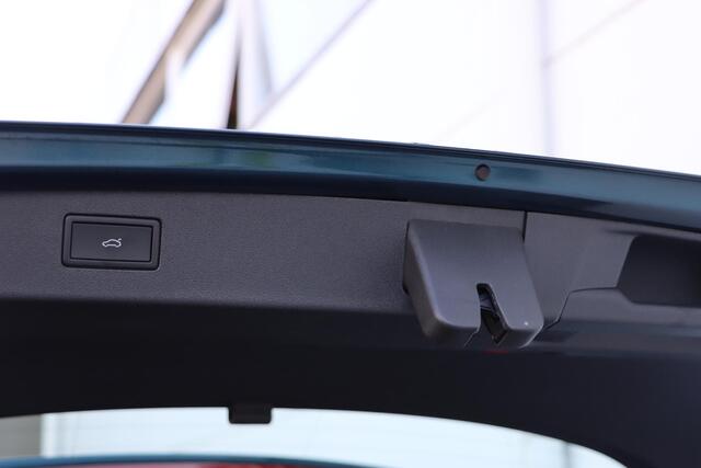 Volkswagen TIGUAN 1.5 eHybrid Life 204pk DSG6 | SOH 98,6% |