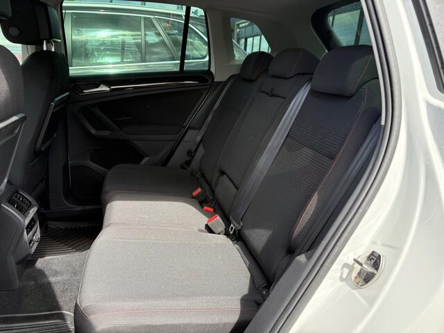 Volkswagen TIGUAN 1.4 TSI R-Design | Trekhaak | 18 inch