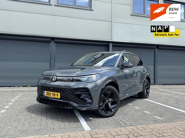 Volkswagen TIGUAN 1.5 eHybrid 272PK R-Line Edition Navi.Panodak.Trekh.ClimaC.CruiseC.LMV!!!