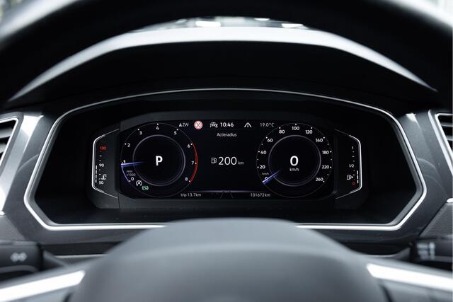 Volkswagen TIGUAN 1.5 TSI Life Business Carplay - Trekhaak