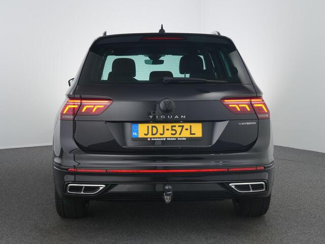 Volkswagen TIGUAN 1.4 TSI eHybrid R-Line Business+ | Black style | Trekhaak | Virtual | Winterpakket | ACC | Dodehoeksensor |