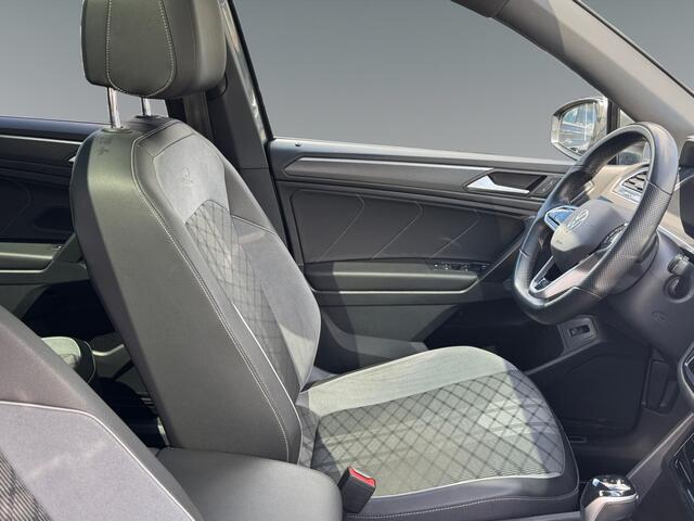 Volkswagen TIGUAN Allspace 1.5 150pk TSI R-Line Business+ 7p. Panoramaschuif-kanteldak | Navigatie 'Discover Pro | Winter Pakket