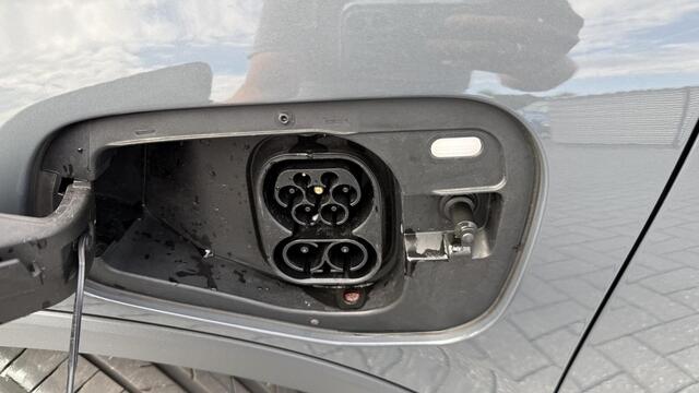 Volkswagen TIGUAN 1.5 eHybrid Elegance Pano | Head up | Trekh