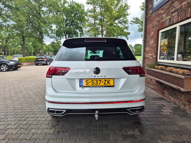 Volkswagen TIGUAN 1.5 TSI R-LINE, Trekhaak, Eletrische A-klep, Stuur/stoel verwarming, ALL IN prijs!