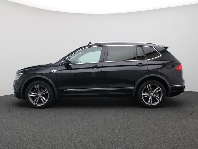 Volkswagen TIGUAN Allspace 1.5 TSI R-line Highline Business 150PK DSG Trekhaak, Achteruitrijcamera, 19" LM Velgen, Clima, Adaptieve Cruise Control