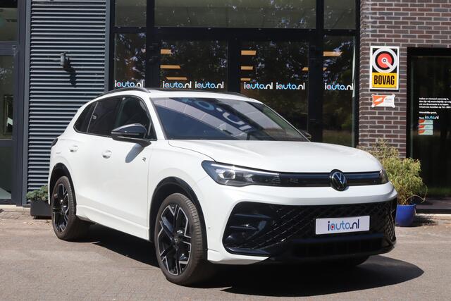 Volkswagen TIGUAN 1.5 eHybrid 272pk R-Line Black Style Pano/Leder/IQ.Light HD/360/Headup/HK/Keyless/ACC/DCC/Elek. stoelen/Dodehoek/20"/Trekhaak wegkl.