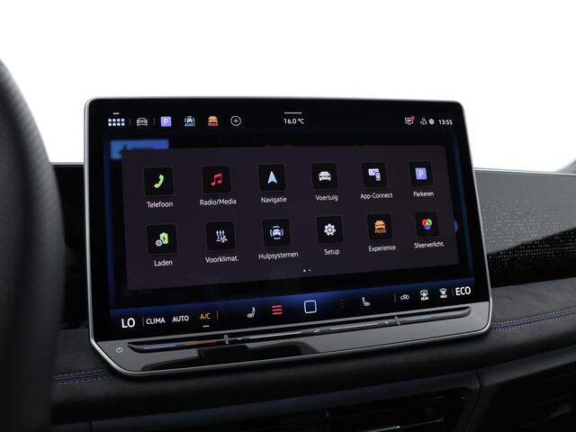 Volkswagen TIGUAN R-Line Edition 1.5 eHybrid 204 PK 6 versn. DSG · Achteruitrijcamera · Rondomzichtcamera · Lederen Bekleding · Draadloze telefoonlader · Black Style Pakket · Trekhaak inklapbaar, met elektrische ontgrendeling, incl. aanhangermanoeuvreerhulp Trailer Assist 