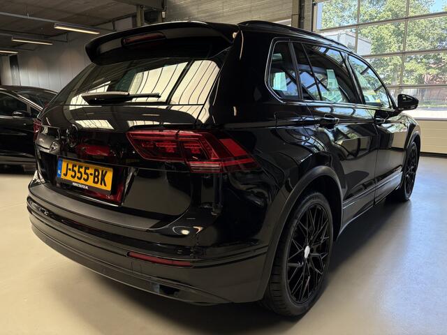 Volkswagen TIGUAN 1.5 TSI ACT Highline R-Line Adapt Cruise, Pano, Navi