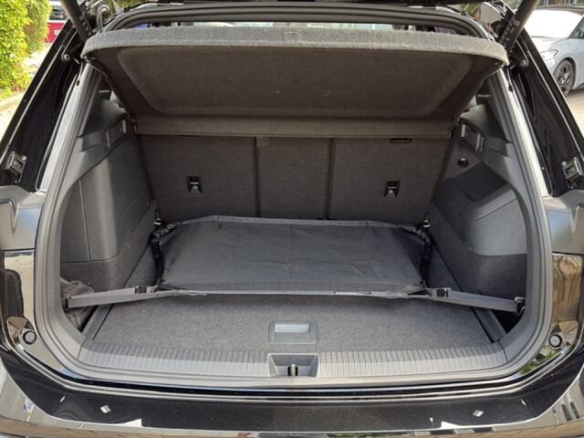 Volkswagen TIGUAN 1.5 TSI eHYBRID R-LINE TREKHAAK/LEDER/PANO-DAK/360-CAM/ELEK-KLEP/ACC/STOELVERW