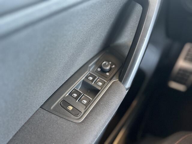Volkswagen TIGUAN 1.4 TSI 4Motion SOUND | Automaat | Stoelverwarming | Goed onderhouden |