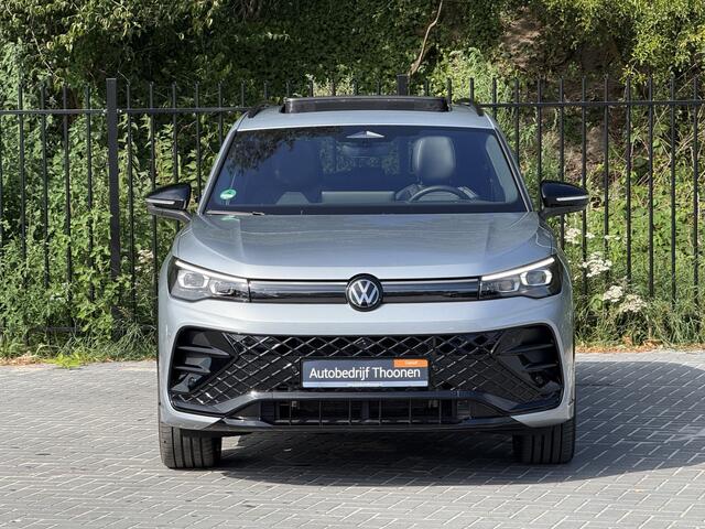 Volkswagen TIGUAN 1.5 eHybrid R-Line | Leer | H&K | Trekhaak | HUD