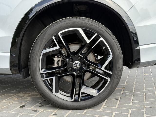 Volkswagen TIGUAN 1.5 eHybrid R-Line | Leer | H&K | Trekhaak | HUD