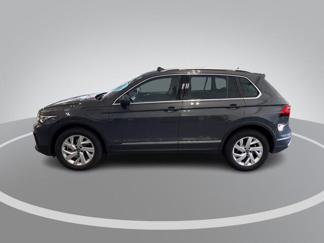 Volkswagen TIGUAN 1.4 TSI eHybrid 245pk DSG Life Business · Panoramadak · Camera · Matrix LED · Parkeer Assistent · ACC · Keyless · Elek. Achterklep ·