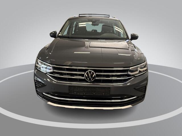 Volkswagen TIGUAN 1.4 TSI eHybrid 245pk DSG Life Business · Panoramadak · Camera · Matrix LED · Parkeer Assistent · ACC · Keyless · Elek. Achterklep ·