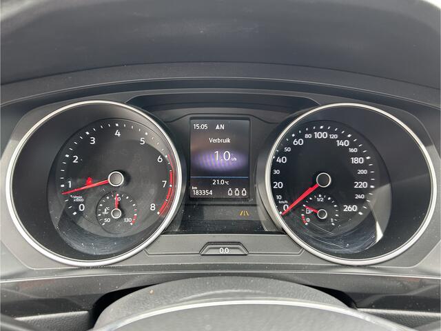 Volkswagen TIGUAN 1.4 TSI ACT Connected Series airco/ecc navi/camera keurige auto