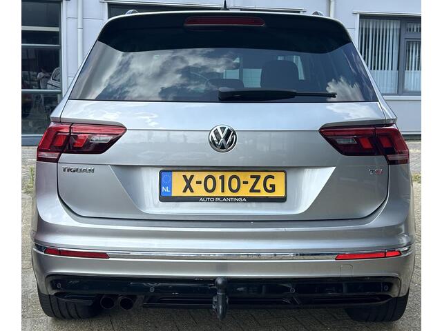 Volkswagen TIGUAN 1.4 TSI ACT R-Line Business R 150PK | AUTOMAAT | Elektrische Trekhaak | Adaptive Cruise Control | Navigatie | Parkeersensoren | 19 inch | Stoelverwarming | Climate Control | APK tot 14-03-2027 | 2 Sleutels |