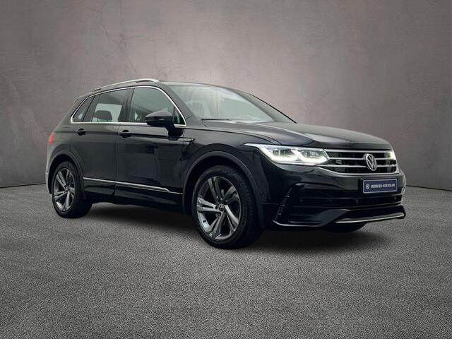 Volkswagen TIGUAN R-Line Business 1.5 TSI 150pk DSG Automaat Trekhaak, Panoramadak, Lederen bekleding, Adaptive cruise control, Elektrische achterklep, LED matrix koplampen