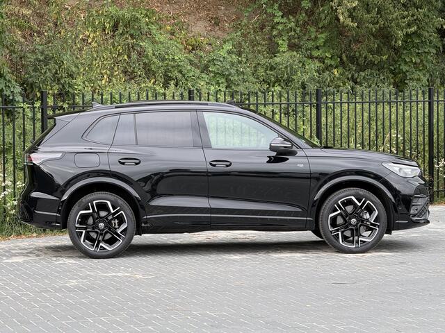 Volkswagen TIGUAN 1.5 eHybrid R-Line | Leer | H&K | Trekhaak | HUD