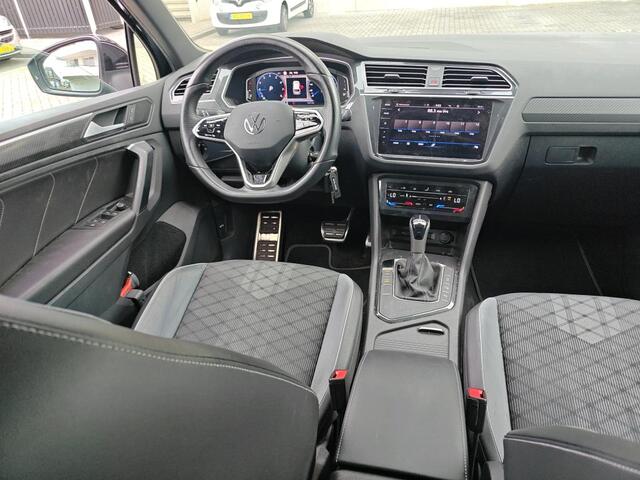 Volkswagen TIGUAN 1.5 TSI R-Line / AUTOMAAT/ PANO/ ACC/ PARK.SENSOREN V+A/ CAMERA/ CRUISE/ DIGITAL DASH/ NAVI/ DAB/ CLIMA/ LED/ 19'' LMV