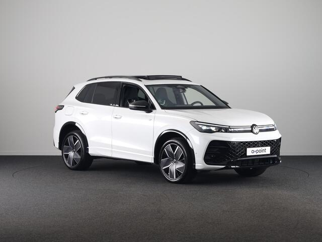 Volkswagen TIGUAN 1.5 eHybrid R-Line Edition 204PK | Automaat (DSG) | Black Style | Panoramadak | 20 Inch