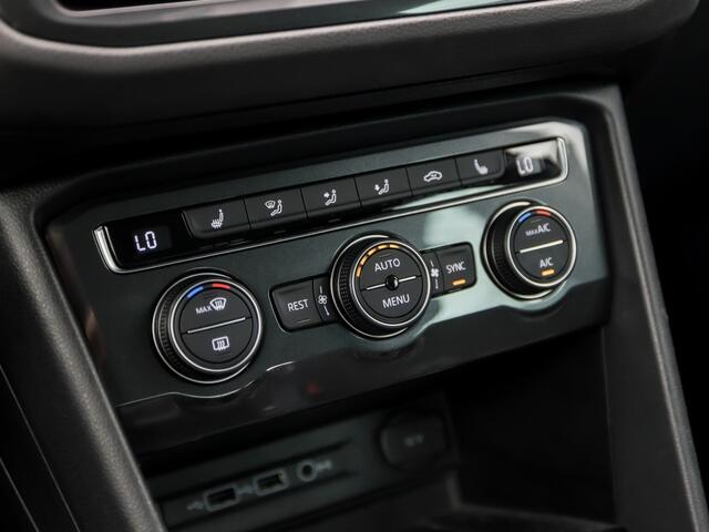 Volkswagen TIGUAN 1.4 TSI 4Motion R-Line Sport 150Pk Automaat (VIRTUAL COCKPIT, APPLE CARPLAY, GROOT NAVI, 360 CAMERA, ALCANTARA, KEYLESS, SPORTSTOELEN, STOELVERWARMING, GETINT GLAS, ELEK ACHTERKLEP, NIEUWSTAAT)