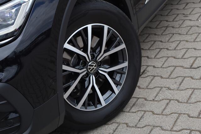 Volkswagen TIGUAN 1.4 TSI eHybrid Active | Trekhaak | 360 Camera | ACC |