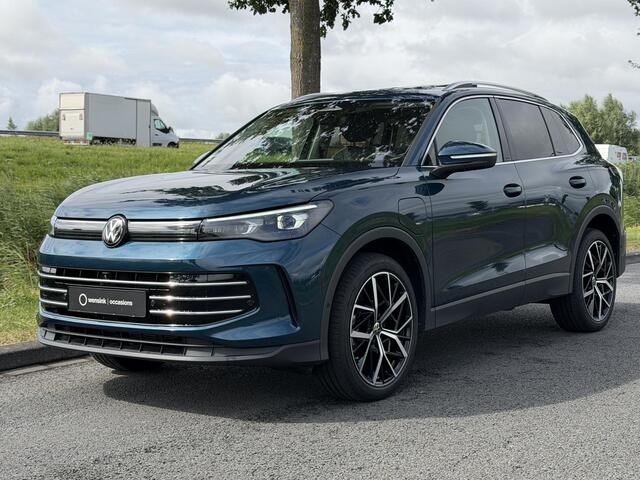 Volkswagen TIGUAN 1.5 TSI eHybrid 150 kW Elegance | Harman/Kardon | Massage stoelen | Trekhaak | Panoramadak | IQ Matrix led | Apple Carplay/Android Auto | 360 camera |