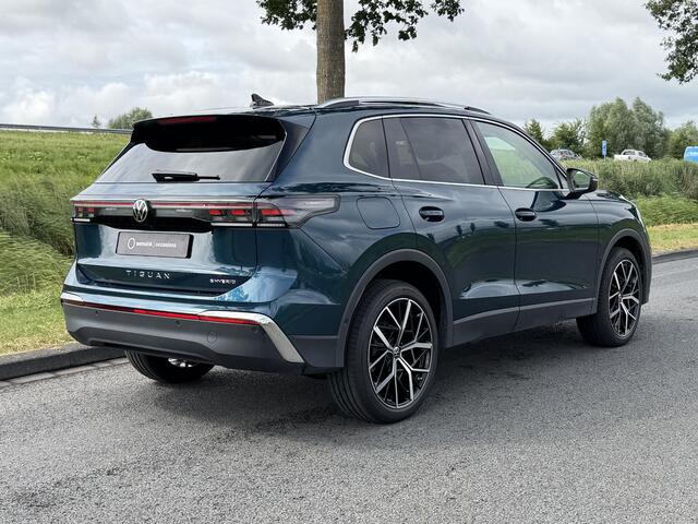 Volkswagen TIGUAN 1.5 TSI eHybrid 150 kW Elegance | Harman/Kardon | Massage stoelen | Trekhaak | Panoramadak | IQ Matrix led | Apple Carplay/Android Auto | 360 camera |