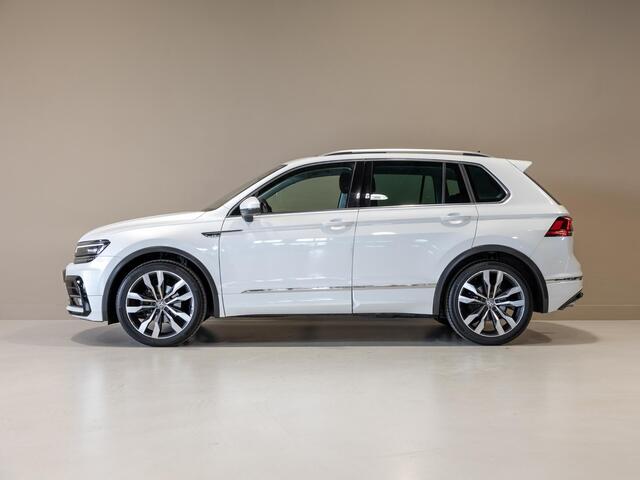 Volkswagen TIGUAN 1.5 TSI ACT R-Line Highline / 150pk / Panorama dak / Trekhaak / NAP / Stoelverwarming / Voorruit verwarming /