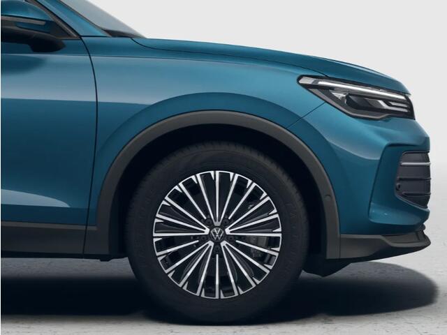 Volkswagen TIGUAN Limited Edition 1.5 eHybrid 204 PK 6 versn. DSG · Design Pakket Dark · Trekhaak inklapbaar, met elektrische ontgrendeling, incl. aanhangermanoeuvreerhulp Trailer Assist · Voorraad OUTLET · Prijs is inclusief inruilpremie ·