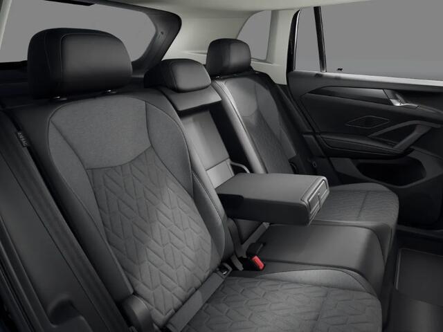 Volkswagen TIGUAN Limited Edition 1.5 eHybrid 204 PK 6 versn. DSG · Design Pakket Dark · Trekhaak inklapbaar, met elektrische ontgrendeling, incl. aanhangermanoeuvreerhulp Trailer Assist · Voorraad OUTLET · Prijs is inclusief inruilpremie ·