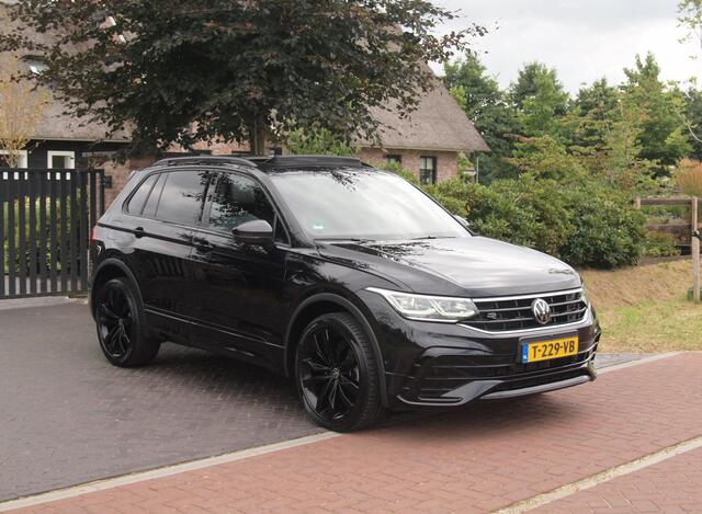 Volkswagen TIGUAN 1.4 TSI eHybrid R-Line Business | NL-Auto | Panoramadak | Trekhaak | 360 Camera | Sfeerverlichting | ACC |