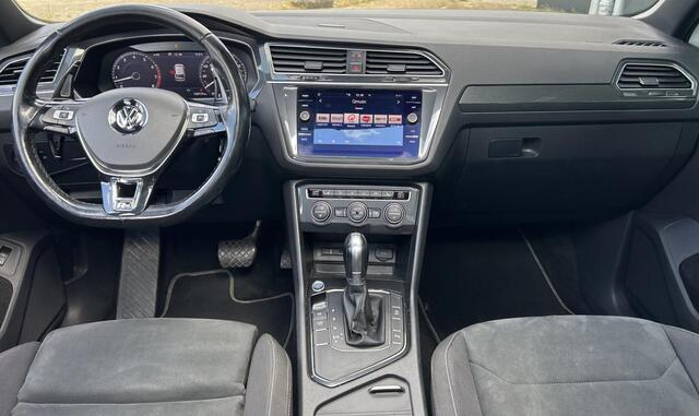 Volkswagen TIGUAN 1.4 TSI ACT Business R R-Line 150PK | AUTOMAAT | PANO | Elektrische Trekhaak | Achteruitrijcamera | Digital Cockpit | Ergo | Stoelverwarming | Parkeersensoren Voor en Achter | Navigatie | Climate Control | Elektrische Achterklep | 2 Sleutels |