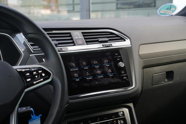 Volkswagen TIGUAN 2.0 TDI R-Line Business+ IQ Light R Line Adapt. Cruise Stoelverw.