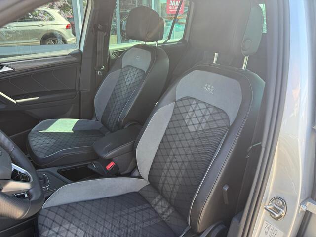 Volkswagen TIGUAN 1.4 TSI eHybrid R-Line Business+ panoramadak|Trekhaak|Supercompleet