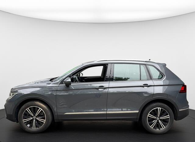 Volkswagen TIGUAN TSI 245PK HYBRIDE DSG LIFE TREKHAAK/VIRTUAL/NAVI/ELEKTR.KLEP