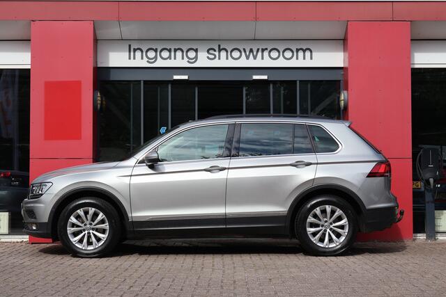 Volkswagen TIGUAN 1.5 TSI 130pk Comfortline | Origineel NL | ACC | Navigatie | Trekhaak | 1.600kg trekgewicht |