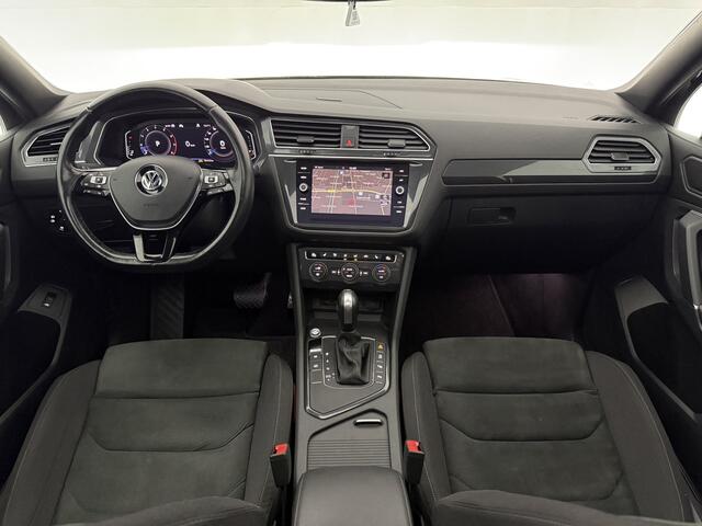 Volkswagen TIGUAN Allspace 1.5 TSI Highline R-Line 7p. | Pano | Camera | Virtual | Carplay | Trekhaak | Navi | Keyless | LED