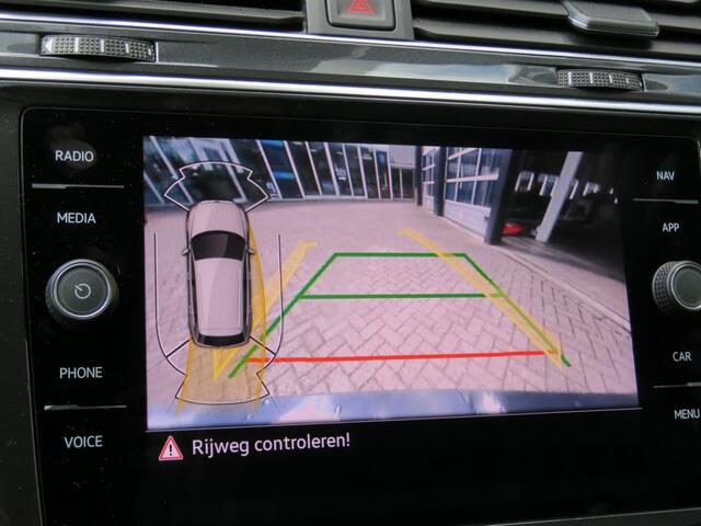 Volkswagen TIGUAN 1.4 TSI e-Hybrid / Trekhaak wegklap. / Camera / Virtual / Navi / BOVAG garantie