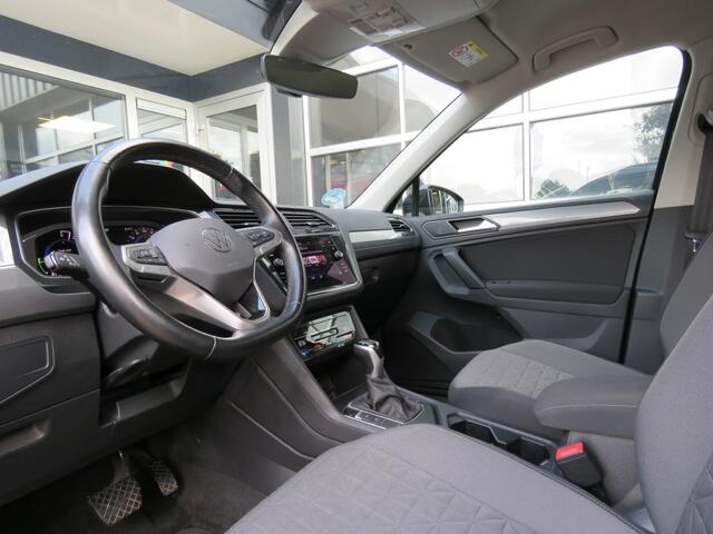 Volkswagen TIGUAN 1.4 TSI e-Hybrid / Trekhaak wegklap. / Camera / Virtual / Navi / BOVAG garantie