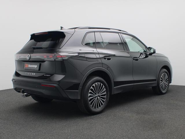 Volkswagen TIGUAN 1.5 eHybrid Life Edition 204PK DSG Panoramadak, Trekhaak, 360gr. Camera, Zwarte hemelbekleding, 18" LM Velgen, Navi via Apple Carplay/Android Auto, Keyless, Elektr. Achterklep, Side Assist