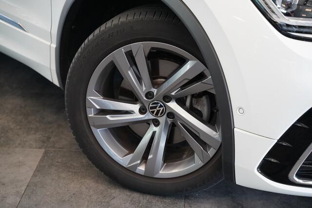 Volkswagen TIGUAN 1.4 TSI eHybrid R-Line Business Panoramadak Leder ACC PDC Memory Stoelen