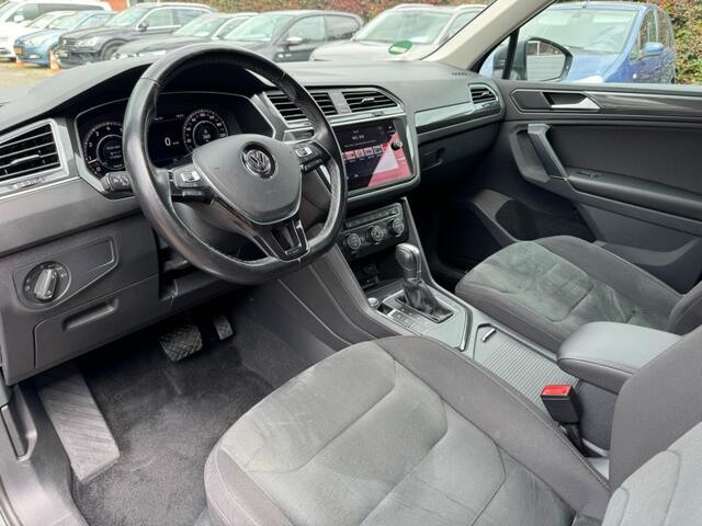 Volkswagen TIGUAN 1.4TSI 150PK DSG Highline Virtual Full-Led ACC Keyless Navi Trekhaak
