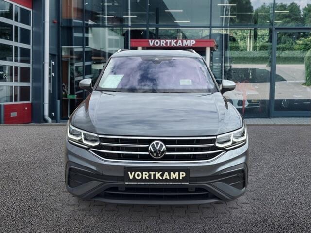Volkswagen TIGUAN 1.5 TSI DSG LIFE 7PERS. TREKHAAK/CAMERA/ELEK-KLEP/DIG-DASH/STOELVERW