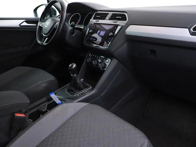 Volkswagen TIGUAN 1.5 TSI Comfortline Gratis Afleverpakket! | Trekhaak | 4 Nieuwe All-season | Cruise Adaptief |