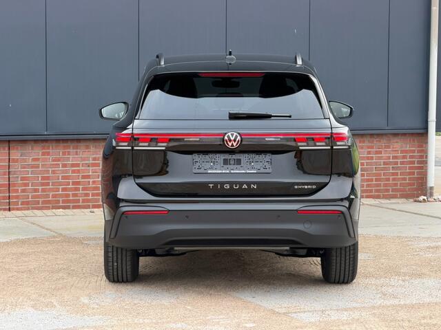 Volkswagen TIGUAN 1.5 eHybrid Life Stuurverwarming / 360 Camera / ACC