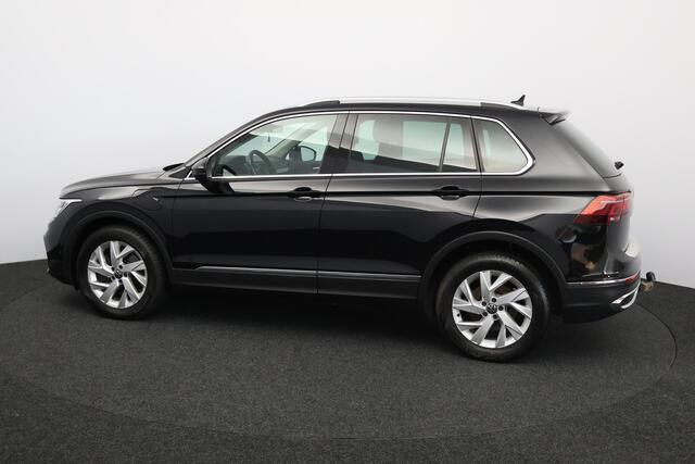 Volkswagen TIGUAN 1.4 TSI eHybrid Business+ /AUTOMAAT! /Trekhaak! /LED Koplampen /Apple + Android /DAB+! /Lane Assist /Navi /Climat /Adaptief Cruise /Stoelverw. /18"LMV /Extra getint glas /PDC V+A /Dakrails.