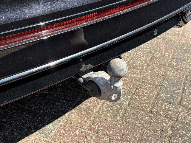 Volkswagen TIGUAN 1.4 TSI eHybrid R-Line PHEV Pano Elek.Trekhaak Adap.Cruise Camera Led Orig.NL!