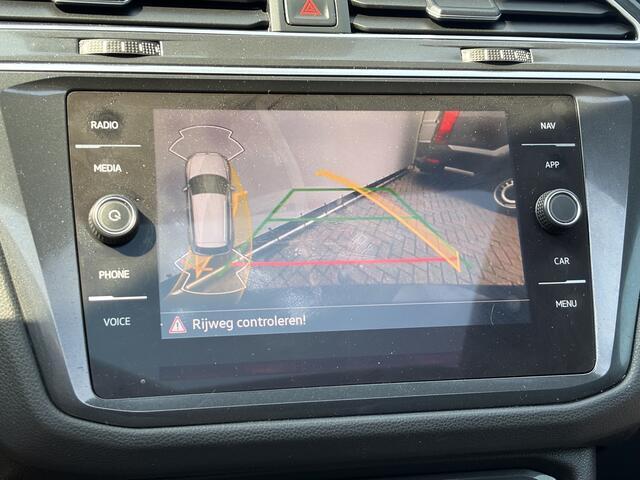 Volkswagen TIGUAN 1.4 TSI eHybrid R-Line PHEV Pano Elek.Trekhaak Adap.Cruise Camera Led Orig.NL!