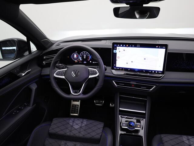 Volkswagen TIGUAN 1.5 eTSI R-Line Edition | Panodak | Trekhaak wegkl. | Harman/Kardon | 360 Camera | Side Assist | Keyless | Prijs Rijklaar!!